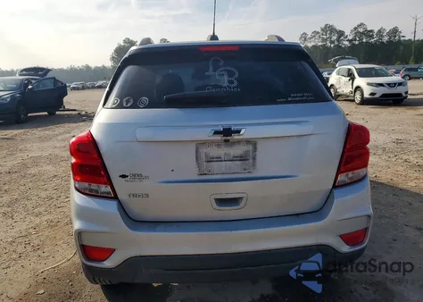 2021 Chevrolet Trax 1Lt z USA, uszkodzony, nr VIN KL7CJLSB0MB342386